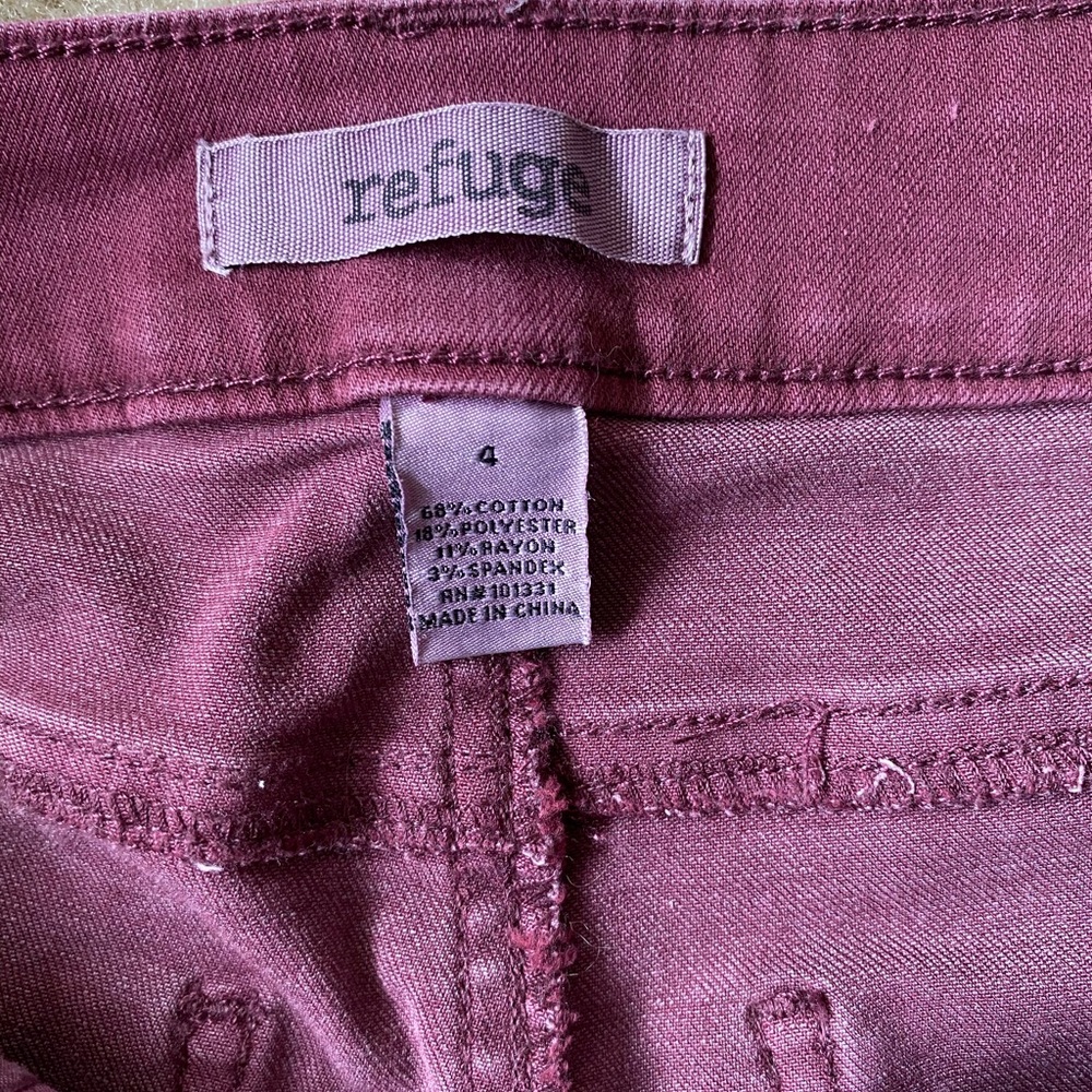 Women’s Jeans - Picture 3 of 3